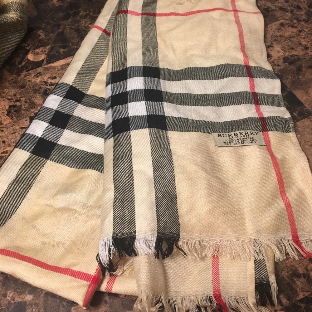 Burberry scarf
